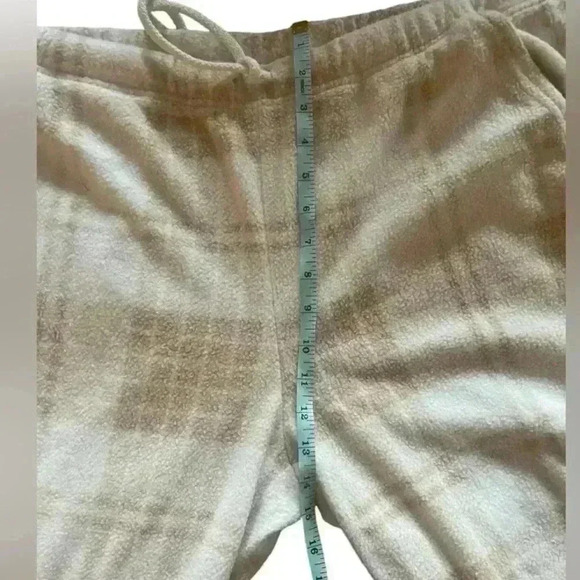 Aerie NWT Plaid Soft Fleece Loungewear
Joggers Size XL - Picture 8 of 12